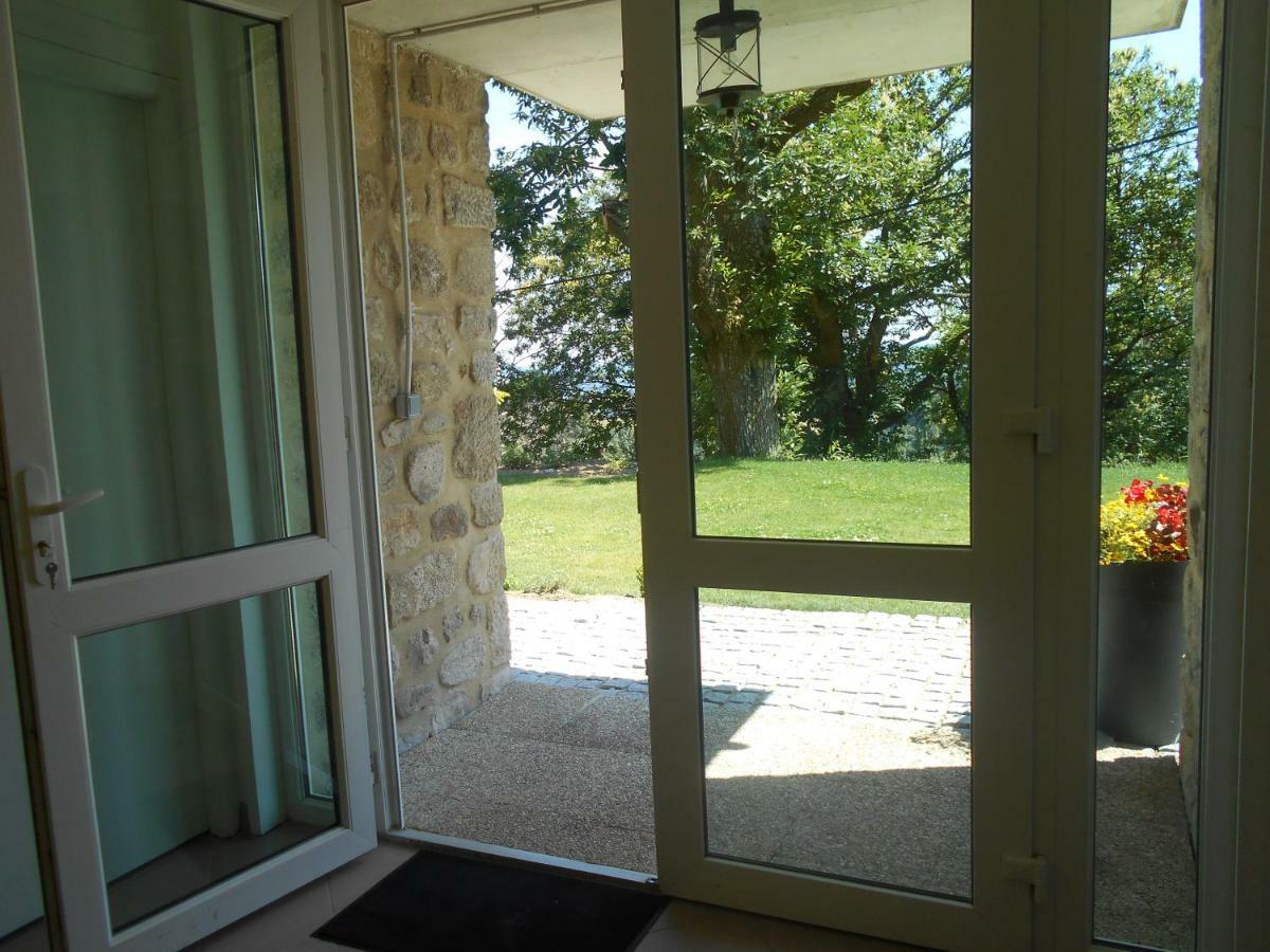 Maison D'Hotes Les Palmiers Gluiras Exterior photo