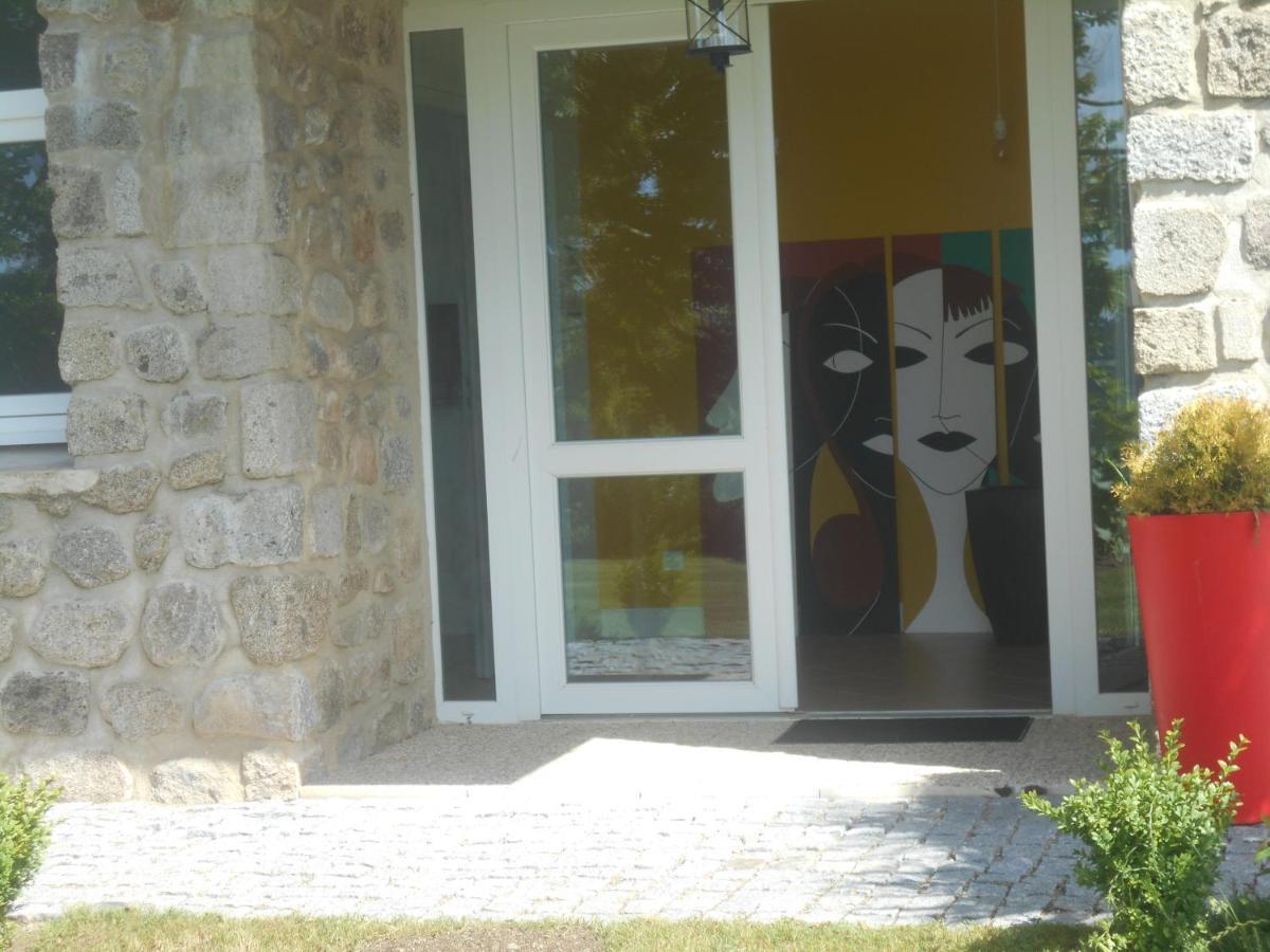 Maison D'Hotes Les Palmiers Gluiras Exterior photo